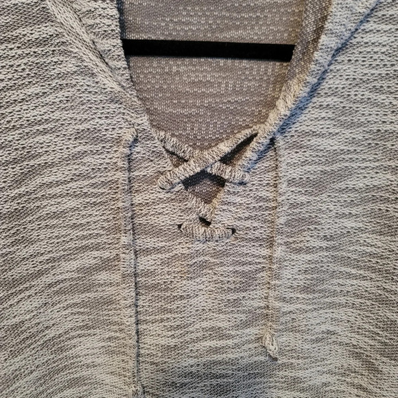 Soleillee Grey lightweight hoodie - Picture 6 of 8